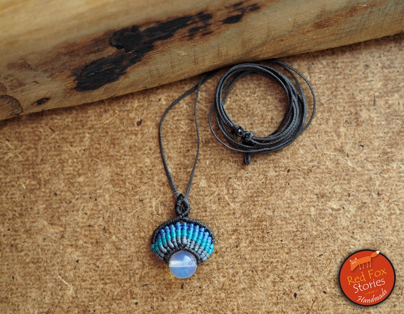macrame stone Small delicate macrame pendant with Aventurine macrame necklace macrame jewelry bohemian necklace macrame pendant