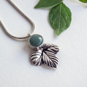 Feyre | Sterling Silver Necklace with an Aventurine gemstone, nature jewelry, aventurine necklace, silver 925 jewelry, handmade jewelry
