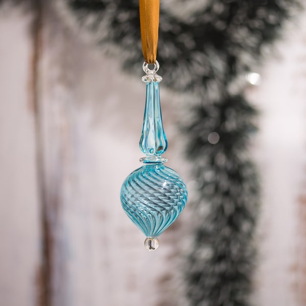 Blue Christmas Ornaments for Home Decoration , Hanging Tree Decoration Ribbed glass