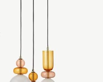 Modern Glass Chandelier Set of 3 - Handgefertigte Beleuchtung aus geblasenem Glas