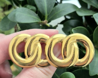 Chain Style Gold Tone Brooch: Contemporary Geometric Pin