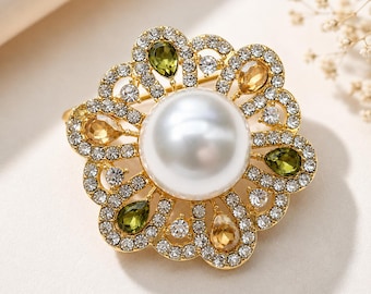 Petite Pearl Brooch Pin, Elegant Gold Crystal Brooch, Rhinestone Pin, Blazer Scarf Brooch, Bridal Gift Jewelry