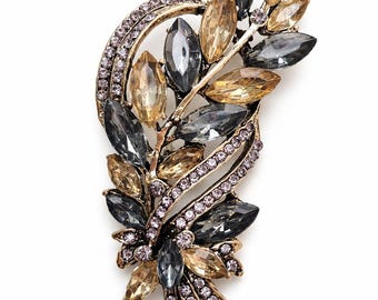 Herbstfarbene Kristallbrosche mit botanischem Motiv, große goldfarbene Anstecknadel mit floralem Zweig, Herbstgeschenk