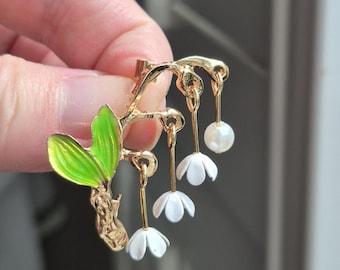 Small Lily of the Valley Brooch, Gold-Tone Dangle Flower Pin with Faux Pearl