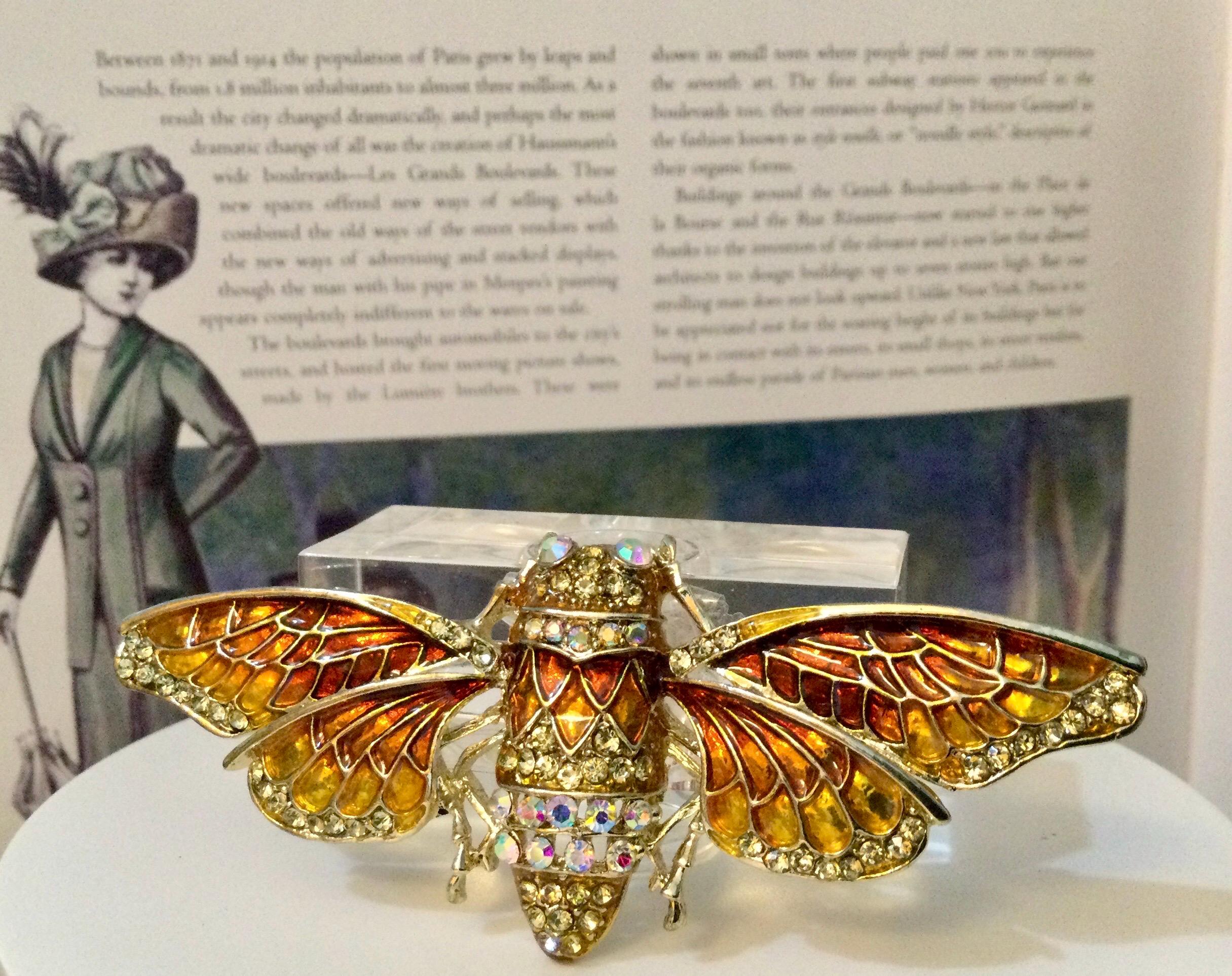 Cicada enamel brooch with rhinestones, butterfly decor, gold pin for scarf, bag charm, animal lover gift, insect creature, vintage jewellery