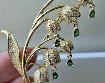 Lily of the valley brooch, bridal shawl pin, heirloom style broach, romantic jewelry,nature inspired jewellery, green crystals brooch, flora
