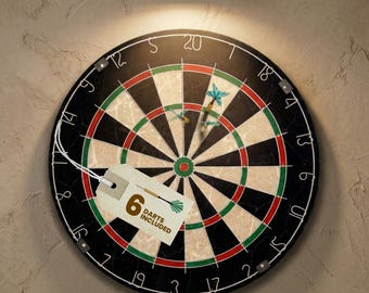 Sisal Bristle Dartboard 18" with 6 Steel Tip Darts - Rotatable Scoring Ring, Staple-Free Bullseye for Game Room & Home Bar Play