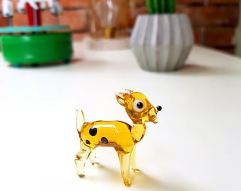 ムラーノベネチアンガラスお対 鹿の置物。 ガラスの鹿の置物、コレクター向けガラスの鹿、ムラーノ品質のギフトを