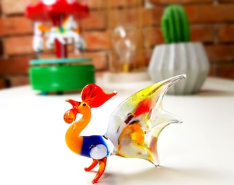 Glass Chicken Figurine, Hand-blown Glass figure Art, Miniature Glass Rooster Figurines, No paint Only Colored Glass, Perfect Collectible.