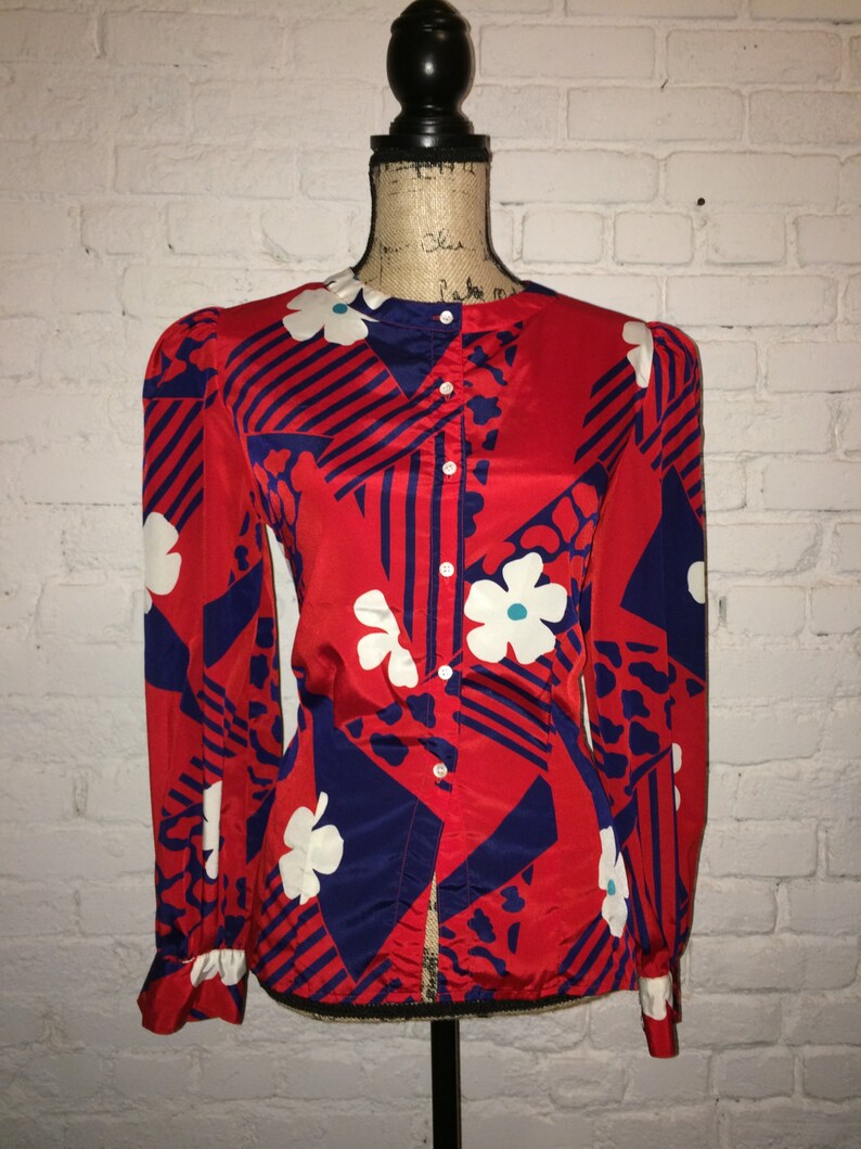Size 10 Floral Vintage Victoria Jones Blue Polyester Red