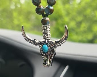 Gnu Car Mirror Amulet: Chalcedony, Malachite, Silver Pendant