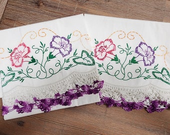 Beautiful Vintage Set of Pillowcases