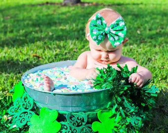 ST PATRICKS DAY Clover Stretchy Headwrap, Baby Headwrap, Baby Headband, Baby Girl, Big Bow Headband, Hair Clips, Newborn Headband, Baby Bows