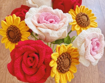 Handgefertigter Häkelblumenstrauß | Garn Rose, Sonnenblume Geschenk