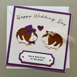 carte de mariage personnalisée pour cobaye | Thème violet | carte de mariage animal | Mariage en plein air | Joli couple cavy | Avec les noms et la date du mariage