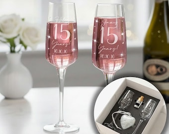 Personalised Pair of Crystal 15 Year Wedding Anniversary Diamante Embellished Glass Champagne Prosecco Flutes