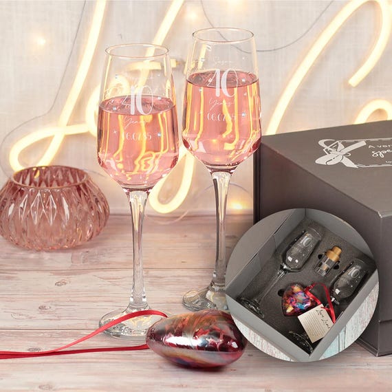 Personalised Pair of Ruby 40 Year Wedding Anniversary Diamante Embellished  Glass Champagne Prosecco Flutes