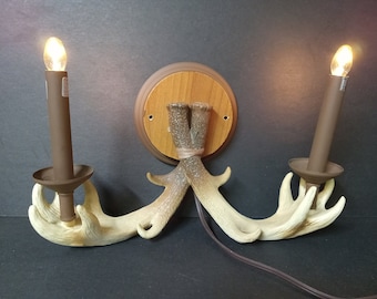 Wall Mount Faux Antler Light - Working - (NBPE#2480)