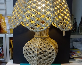 Natuurlijke macramé-tafellamp - boho-huisdecoratie (30" hoog) - (NBPE#1902)