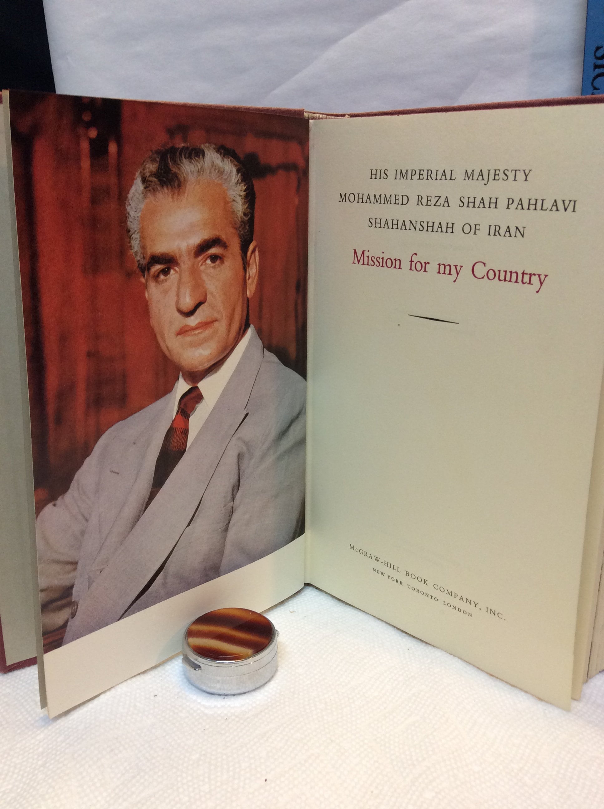 1961 Mission for My Country - Mohammed Reza Shah Pahlavi