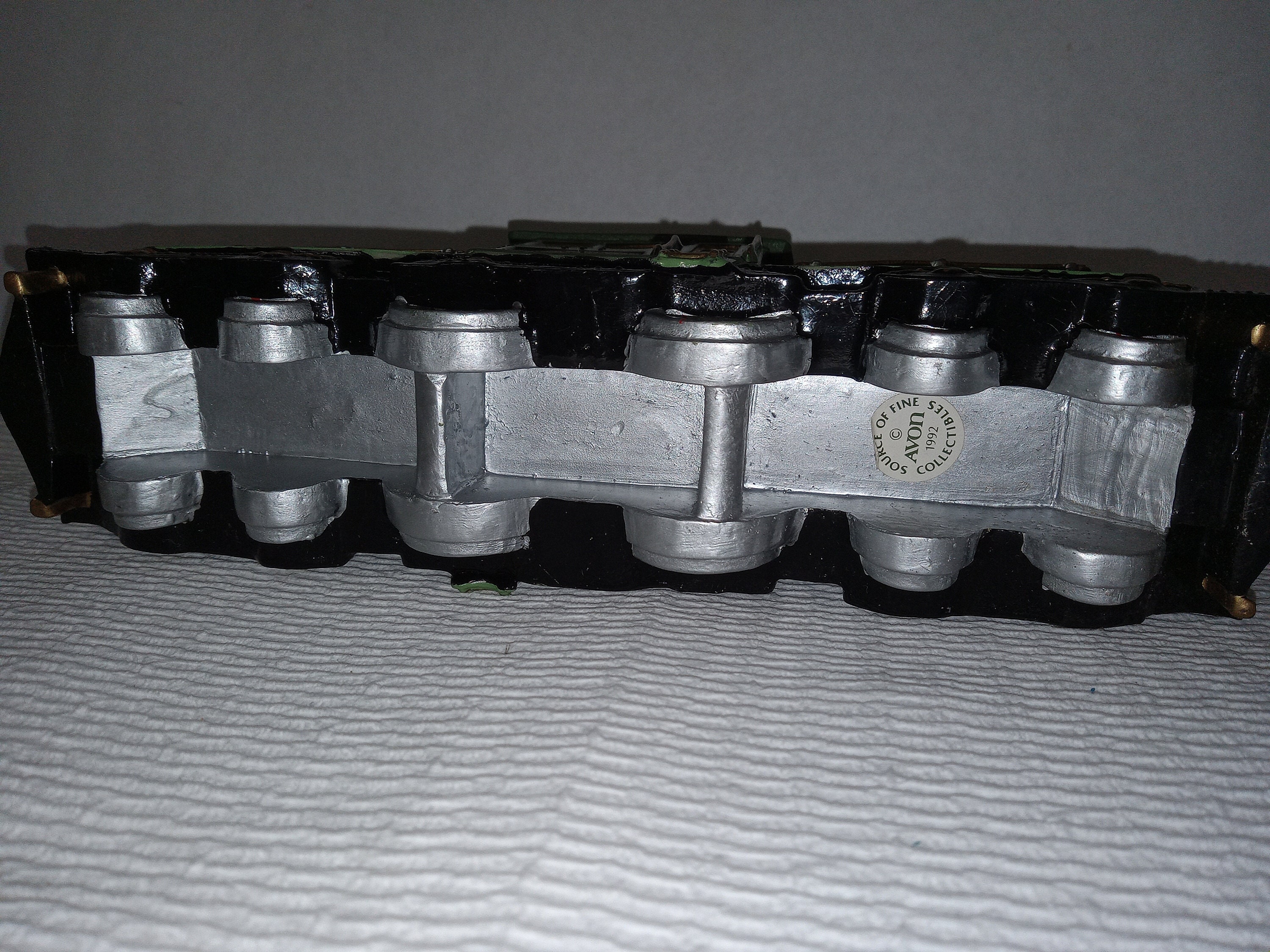 Avon - 1992 - Lionel Replica - 381E Standard Gauge Engine - 1928 Bild A ...