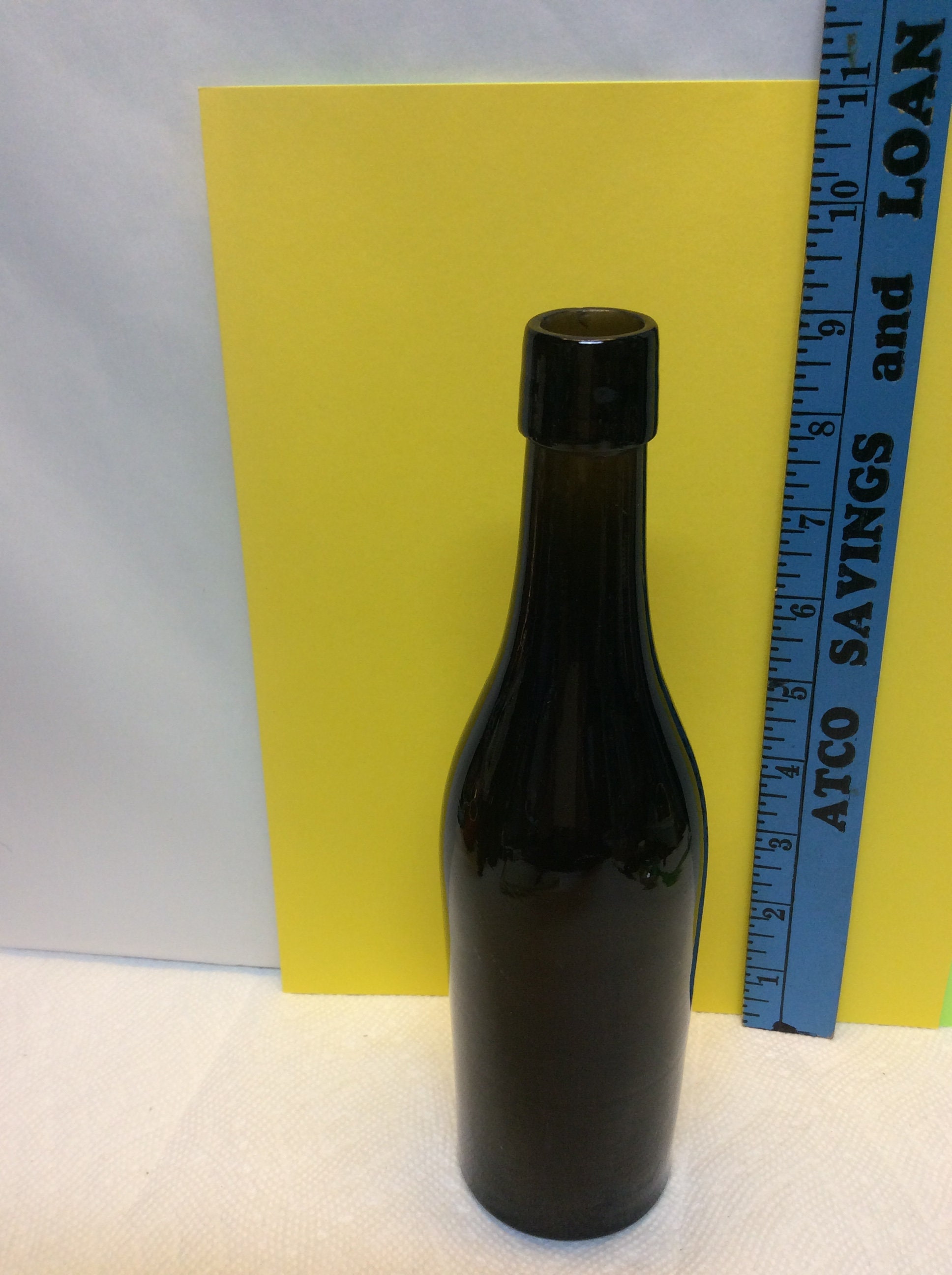 Vintage - Brown - Unbranded - 9" - As is - (NBPE#579)