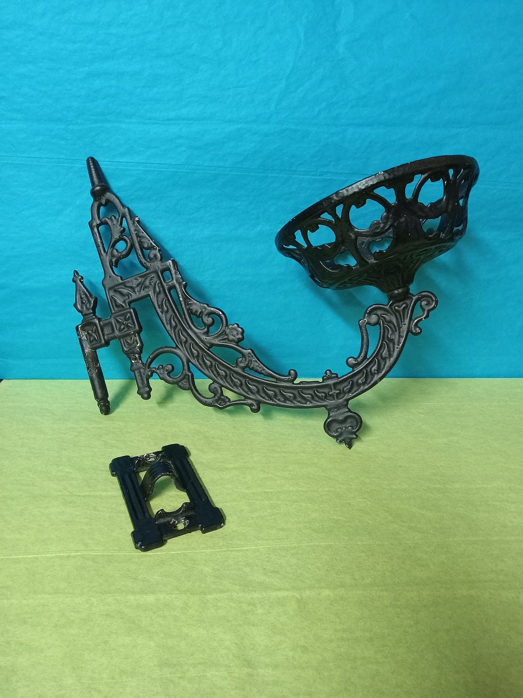 Antique Cast Iron Oil Lamp Wall Mount Holder B & H 12 Etsy