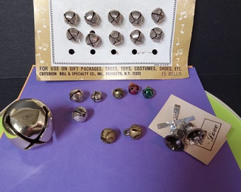 21 Divers Jingle Bells vintage en métal/laiton - Différentes tailles - (NBPE#2458E)