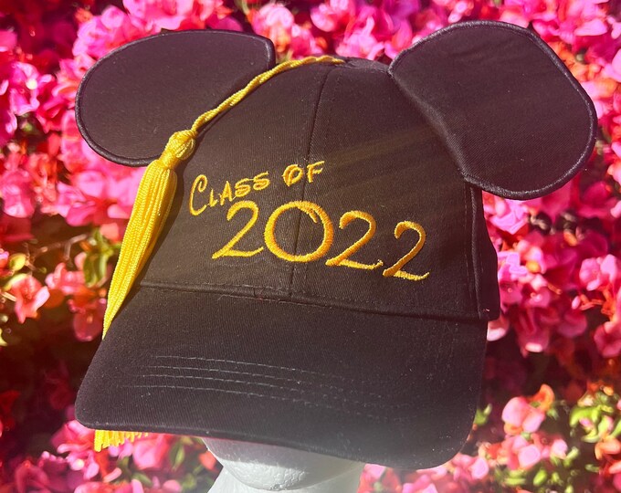 Class of 2023 Graduation Mickey Mouse Baseball Cap with Tassel
