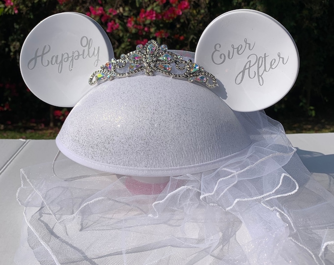 NEW Personalized Minnie Mouse Bridal Veil Ear Hat