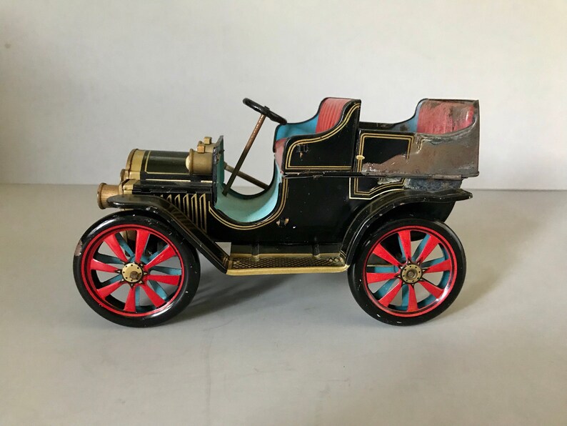 Vintage Masudaya Modern Toys Japan Lever Tin Car Patent No 27579 Toys