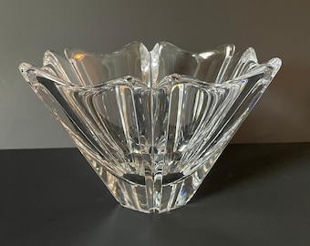 1930s Orrefors Crystal Orion Bowl by Vicke Lindstrand