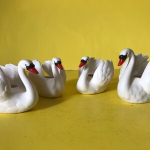 4 Vintage Goebel Swans ZV 103 Figurines