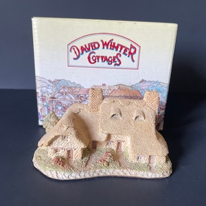 1985 David Winter Cottages Meadowbank Cottages