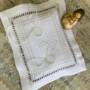 Rings Pillow Hearts