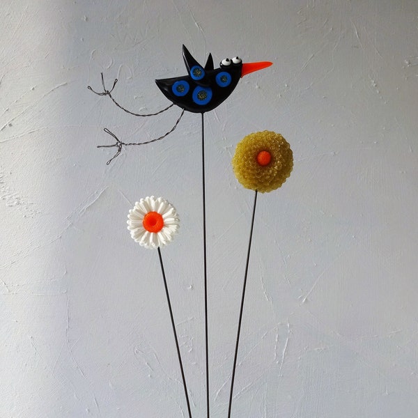 Garden Bird Sculpture. Cute bird and flowers on a wood block. Unique Gift. Bird Artwork. Resin and wire artwork. Quirky, fun sculpture.