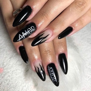 ESCAPEEE-Press on nails-luxury nails-black nails- amor nails-one color nails-glue on n nails aesthetic nails gel x nails black and white nai
