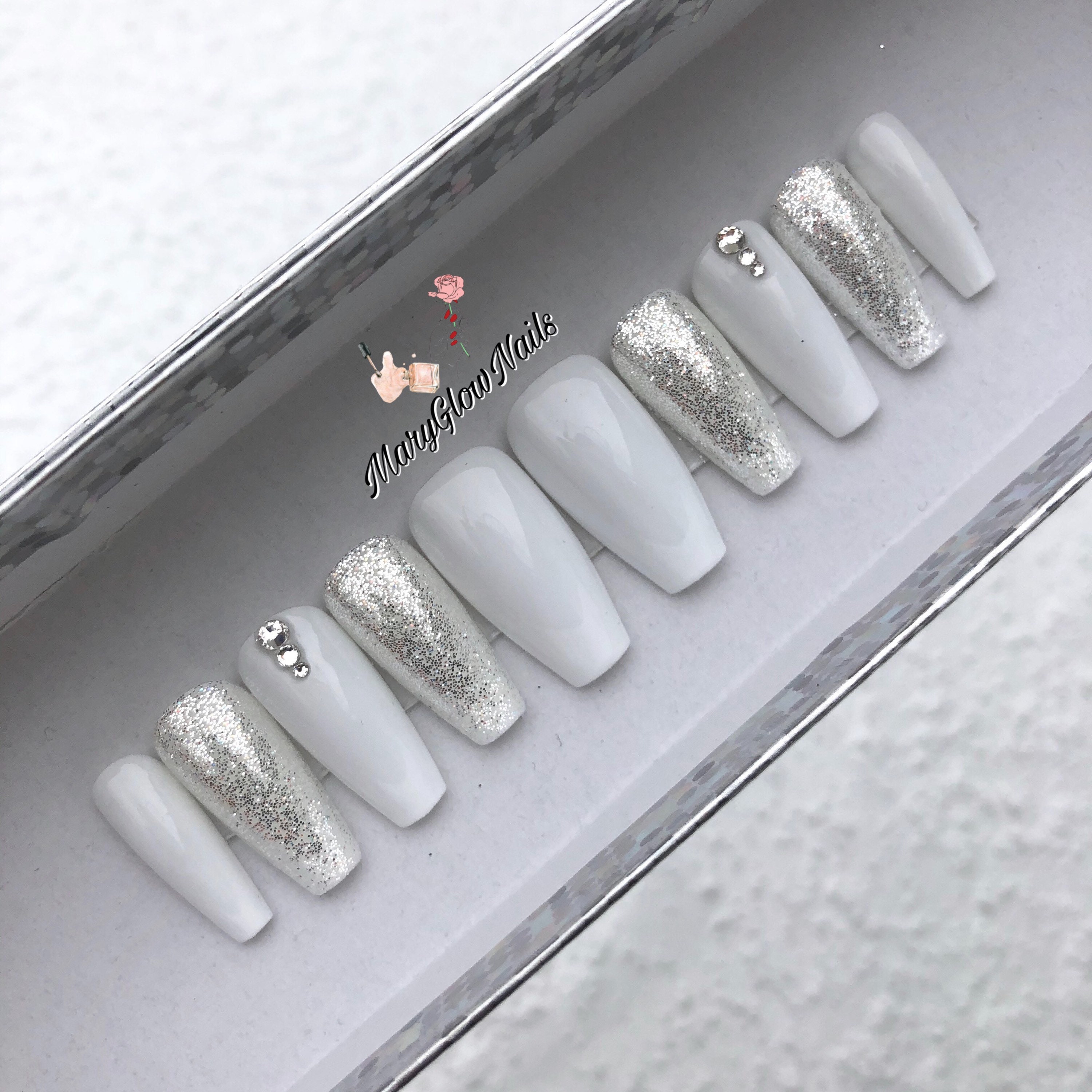 Alondra-press on Nails-christmas White Nails-white Nails-one Color  Nails-glitter Nails-luxury Press Ons 