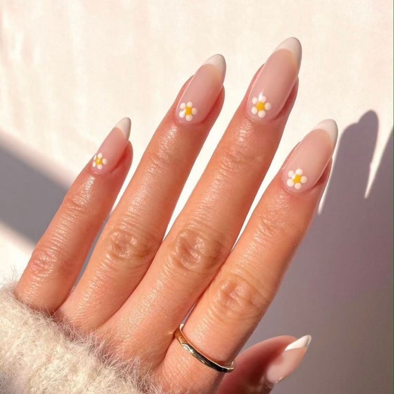 FRENCH DAISY Press on Nails Luxury Nails french Nails daisy Nails nail Art glue on Nails Etsy