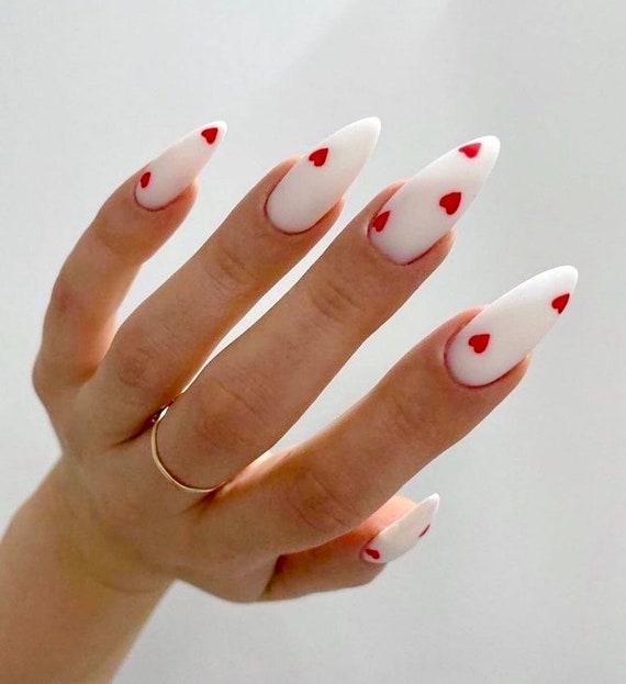 42 Cute Valentine's Day Nails for 2022 : Acrylic Pink Heart Nails