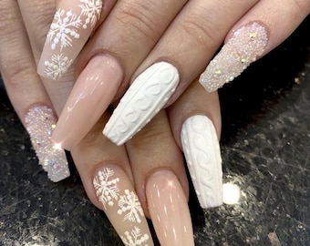 Neutral Xmas Press on nails-luxury nails-white nails-nail art-holiday nails-short long nails-glue on nails-aesthetic nails fake nails uñas