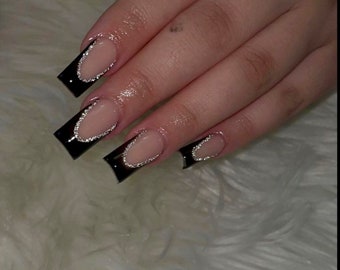 GEORGINAAA-Press on nails-black French nails-black nails-luxury nails-party nails-fast shipping nails-nail sets-short nails-medium nail