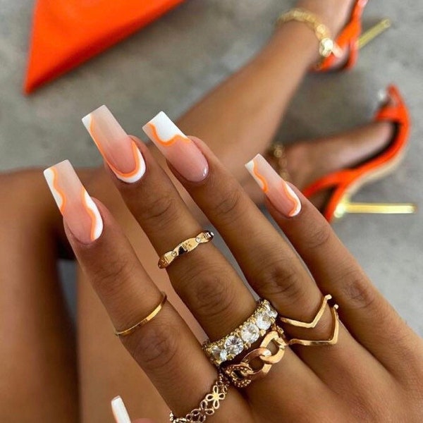 IBIZA-orange nails-spring summer nails-aesthetic nails-luxury nails-good quality nails-medium length nails-glue on nails-press ons