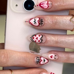 Mi amorcito corazón-press on nails-luxury nails-vday nails-valentines day press on nails-almond nails- press on nails for valentines-heart