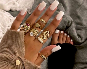 CLASIC WHITE-press on Nails-white nails-luxury nails-one color nails-glue in nails-basic nails-reusable nails-