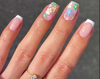 FLORECITAA-Spring nails-flower nails-French nails-French tip nails-reusable nails-glue on nails-colorful nails, spring nails