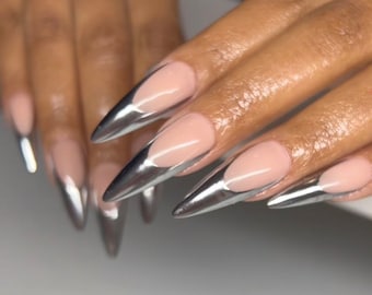 THAT GIRL- Crome nails-press on nails-almond nails-short long nails-French nails-glue on extension-gel nails-gel x nails-luxury nails