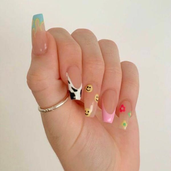 BELLAA VIDAA-Fun nails-summer nails-luxury nails-press on nails-gel x nails-glue on nails-French nails-colorful nails-retro nails
