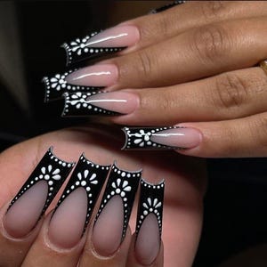Black French art-Press on nails-luxury nails-black and white  nails-nail art-short long nails-glue on nails-aesthetic nails painted designs