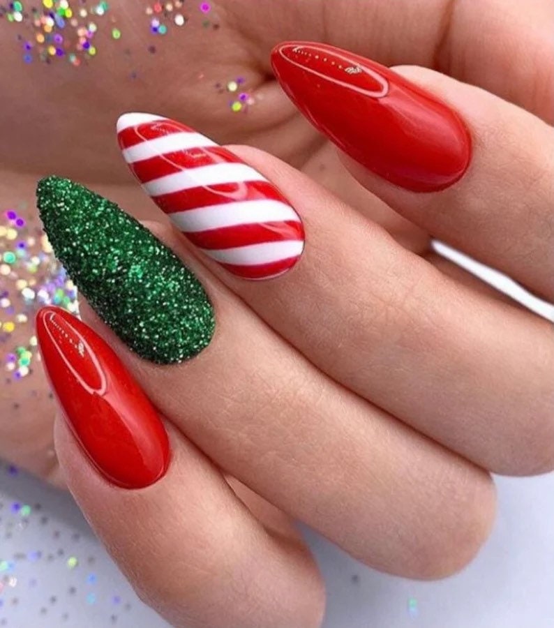HOLIDAY Spirit-press on Nails-xmas Nails-holiday Nails-holiday